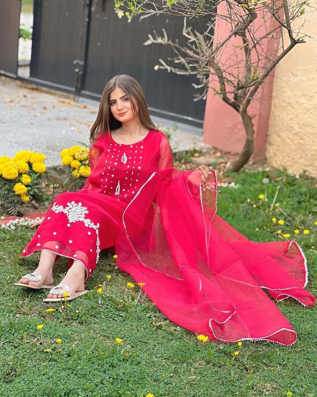 X @voguecottage._.officials (2)